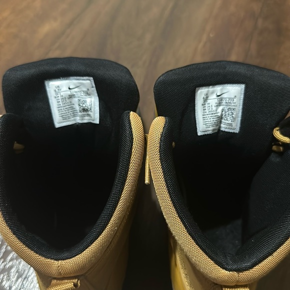 Nike Woodside 2 High ACG Boots Size 6.5 color wheat/black - Picture 8 of 15